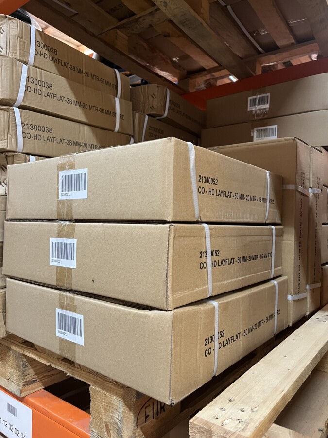 Ribbed black NBR / PVC layflat hose including storz couplings